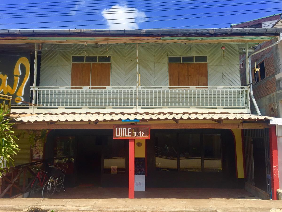 Little Hostel Ban Houayxay Exterior photo